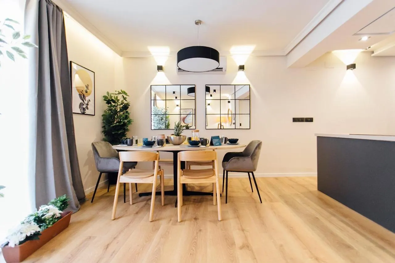 Modern And Luxury- 2Bd 2Bth- Socorro Apartment Seville 0*,  Spain